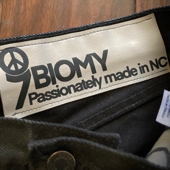 Men’s Black Jeans - Picture 3 of 3